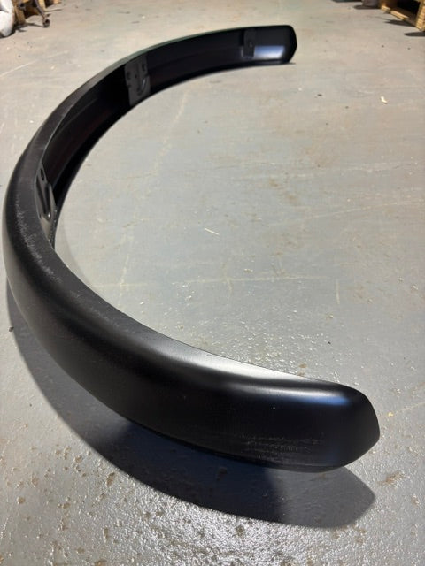 Split screen 66/67 Diamond cut front bumper EX DISPLAY