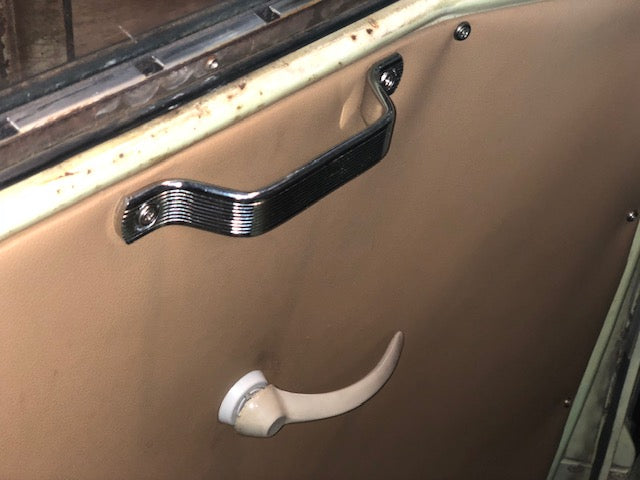 Splitscreen cab door handles (pair) - polished alloy AAC025