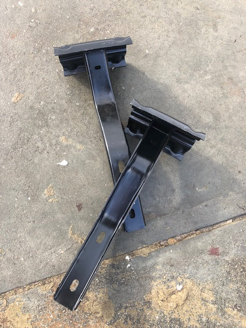 Splitscreen Bus 1953 to 1958 PAIR Rear Ribbed Bumper Brackets